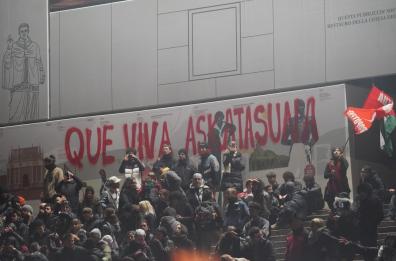 Capodanno a Torino, tensioni a corteo antagonisti