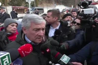 Tajani: "Sei italiani ancora dispersi dopo l'incendio in Svizzera"