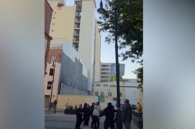 Citta' del Messico, le spaventose oscillazioni degli edifici durante la scossa