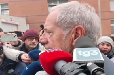 Bertolaso, in arrivo a Milano una quindicenne: "paziente piu' grave"