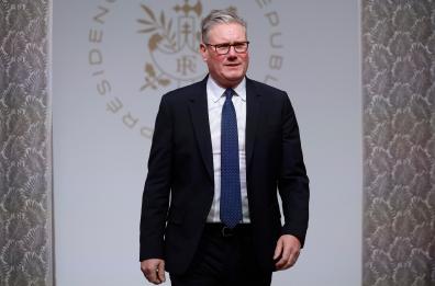 Starmer rigetta le critiche a Trump: '&egrave; un alleato, non una minaccia'