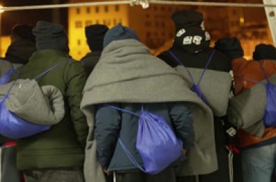 Migranti, le ultime miglia sulla Ocean Viking prima dello sbarco a Savona