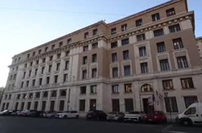 Un minuto di silenzio nelle scuole per le vittime di Crans Montana