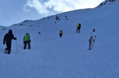 Valanga sopra Aosta, morto uno scialpinista