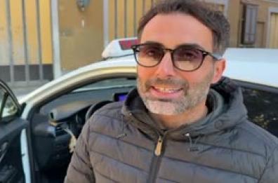 A Pavia, due ragazze inseguite di notte da gruppo di giovani, salvate da un tassista