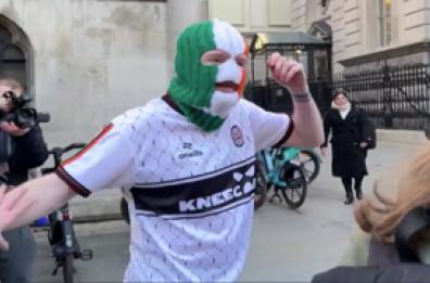 A Londra il ricorso contro l'archiviazione delle accuse ai rapper Kneecap