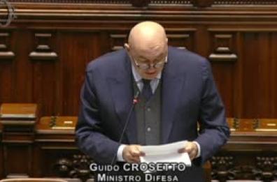 Crosetto: "Fermare l'aiuto a Kiev significa rinunciare alla pace"