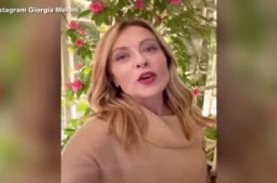 Meloni sui social: "Compleanno lontana ma l'affetto e' arrivato"