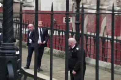Harry arriva all'Alta Corte di Londra per il processo contro il Mail