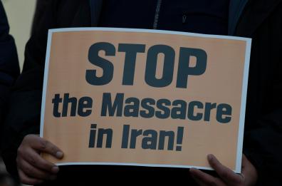 Continuano gli arresti e la repressione delle proteste in Iran