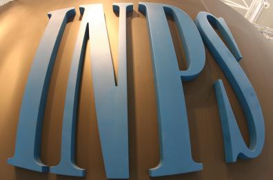 Nel 2025 le nuove pensioni delle donne ancora del 26% inferiori a uomini