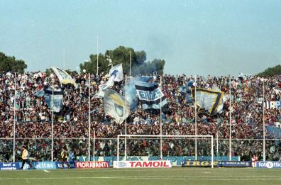 Scontri in A1: bloccati 80 laziali, sequestrate mazze e coltelli