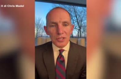 Il candidato repubblicano in Minnesota si ritira: "Ice e' un disastro"