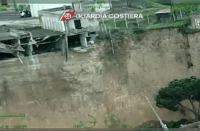 Niscemi, le immagini dall'elicottero della Guardia costiera