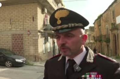 Frana a Niscemi, controlli dei carabinieri casa per casa