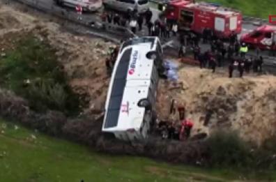 Turchia, pullman fuori strada presso Antalya: otto morti e 26 feriti