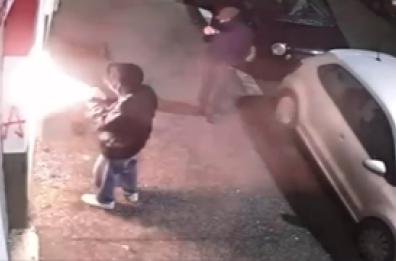 Roma, vandalizzata la sede di Fratelli d'Italia a Garbatella