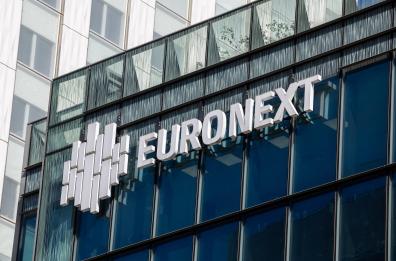 Borsa: Europa contrastata, effetto Stellantis, Milano -0,25%