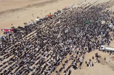 Libia, in migliaia ai funerali del figlio di Gheddafi ucciso a Zintan