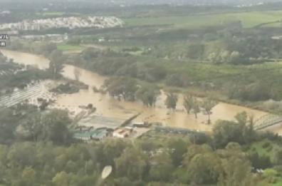 Maltempo in Spagna e Portogallo, le inondazioni riprese dall'alto