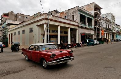 Il Cremlino, 'strangolamento' di Cuba da parte degli Usa Il Cremlino, 'strangolamento' di Cuba da parte degli Usa