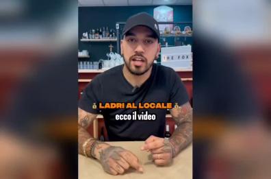 Foggia, rubano tablet e mance dei camerieri in un locale: il proprietario pubblica il video sui social