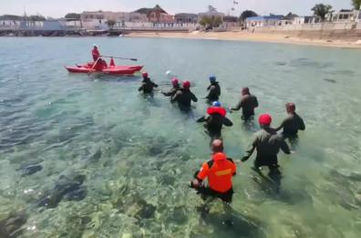 Aeronautica Militare, esercitazione di soccorso in acqua a Torre a Mare