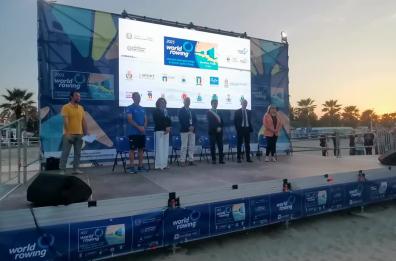 Canottaggio, da oggi Barletta capitale mondiale del Coastal Rowling e Beach Sprint
