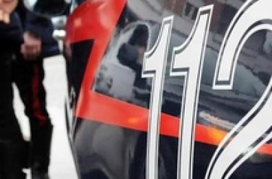 Ginosa, minaccia la compagna con forbici e pistola: arrestato 47enne 
