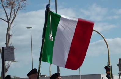 Giornata Forze Armate, Fontana a Bari in visita al Sacrario. Sisto: «Onore a chi ha perso la vita per la patria»