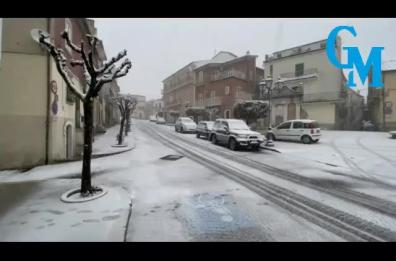La Puglia si imbianca: primi fiocchi di neve sui monti Dauni