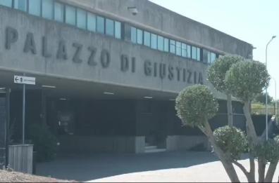 Foggia, con quattro coltellate uccise tabaccaia durante una rapina: rinviato a giudizio il 43enne Mossli