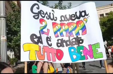 L'onda arcobaleno invade Foggia per il Pride: con Luxuria, Antonino e Supino 