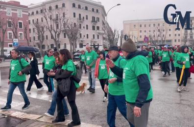 GAZZETTA TV Bari, magistrati e avvocati di corsa per il no al referendum. Rossi: &laquo;Il popolo italiano &egrave; contro la modifica alla Costituzione&raquo;