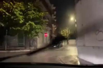 Giovinazzo, ladri in fuga dalla grondaia: il video diventa virale sui social
