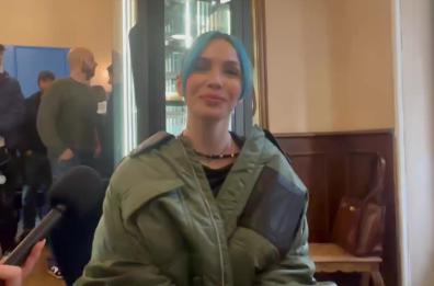 «Fuorilegge è chi se ne frega dei trend, vado avanti rimanendo me stessa»: la strada verso le stelle di Rose Villain passa da Sanremo 2025