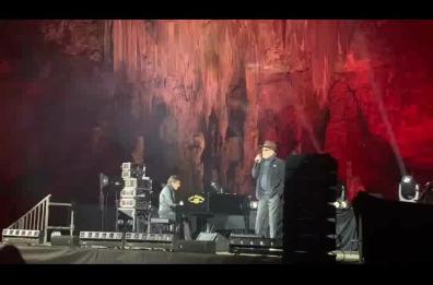 L'incanto di Francesco De Gregori e il concerto nelle Grotte di Castellana