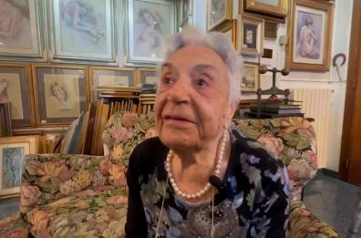 A Barletta l&rsquo;arte non invecchia: Mimma Picardi Coliac dipinge ancora a 99 anni VIDEO