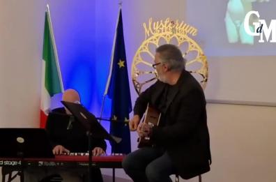 Paolo Sassanelli conquista il MArTA di Taranto tra teatro, musica e gastronomia