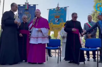 Cerignola, il nuovo vescovo mons. Fabio Ciollaro si è insediato in diocesi