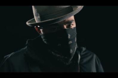 &laquo;Uno&raquo;, nel nuovo album del pugliese Reverendo si rinnova il sodalizio con J-Ax