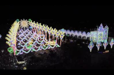 Bagno di folla a Scorrano per la festa di S.Domenica: lo spettacolo delle luminarie incanta