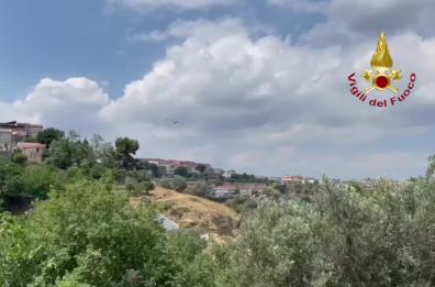 Calabria, incendi boschivi in provincia di Crotone
