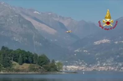 Olgiasca, incendio nei boschi di Colico in provincia di Lecco