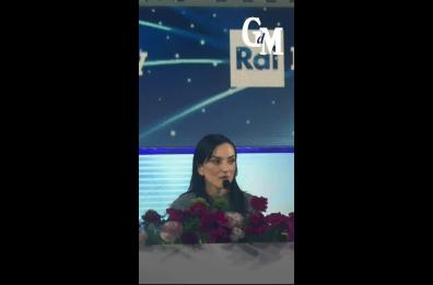 La &laquo;Magica Favola&raquo; di Arisa a Sanremo: &laquo;Qui mi sento a casa. Se dovessi immaginare una direttrice artistica donna? Senz'altro Elisa&raquo;