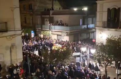 A Noicattaro la processione della Naka peri i Riti della Settimana Santa