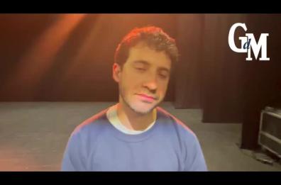 Edoardo Ferrario a Bari con un doppio sold-out: «La Giurisprudenza mi ha insegnato il rigore per scrivere testi comici» 