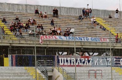 Taranto, rischio spalti vuoti anche con la Juve Stabia: la protesta del tifo non rientra