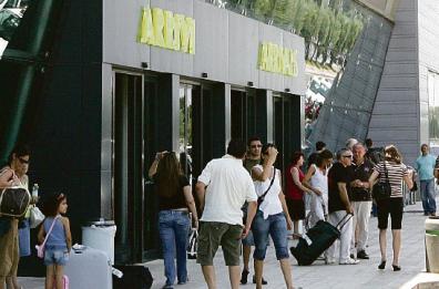 Ita disconnette il Salento dal resto del mondo. Volo riattivato dopo le polemiche