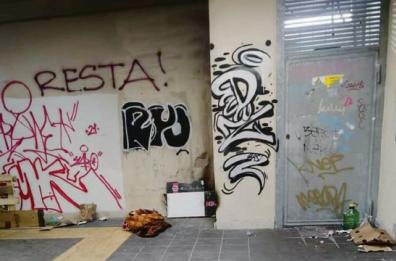 Bari, il sottopasso di via Emanuele Mola ancora nel degrado e nell'abbandono